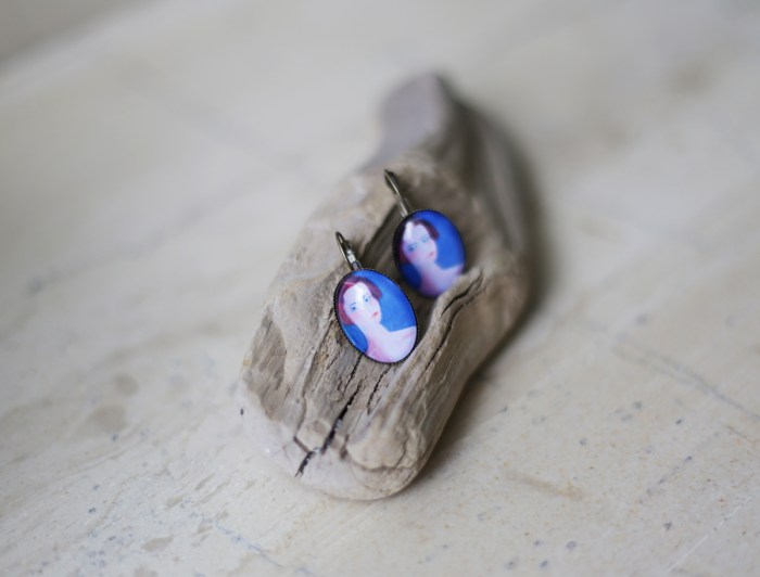 Miniature portrait earrings 