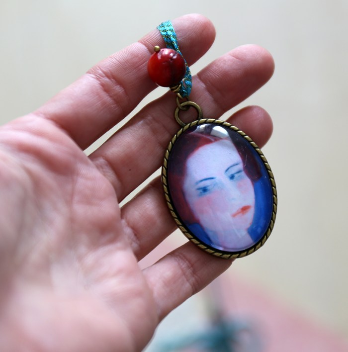 Miniature portrait jewellery